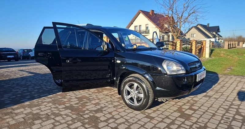Hyundai Tucson cena 16900 przebieg: 253000, rok produkcji 2006 z Prochowice małe 254